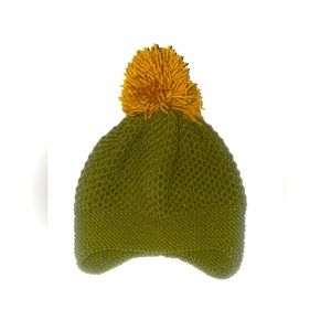 ⭐️❤️Brand GIRAFFE / honeycomb Earflap hat color green / mustard pompom